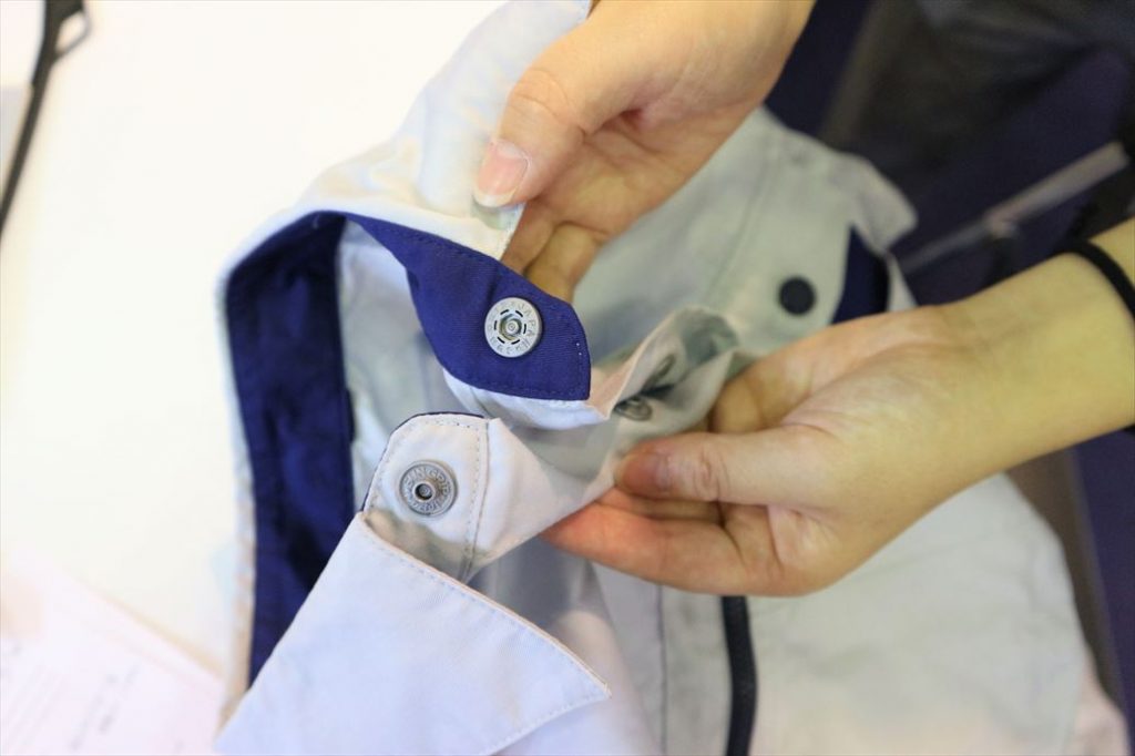 ビー服や子供服に使われるプラスチックホック