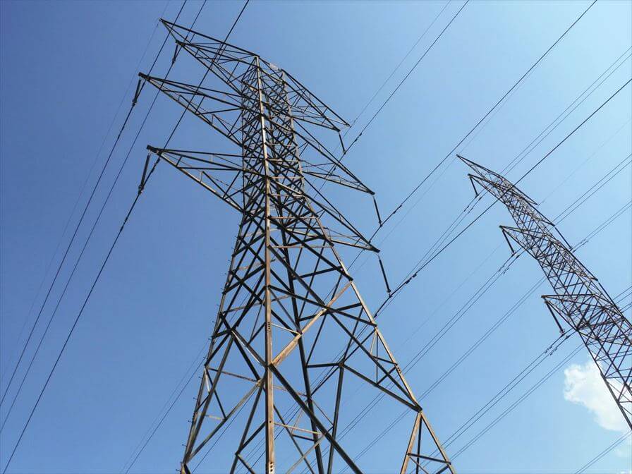 ベトナムの送電塔