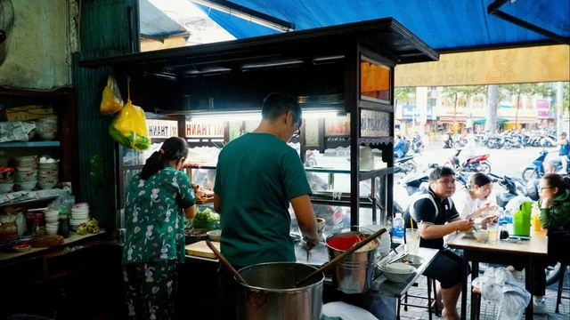家族経営の食堂