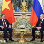 ロシアのプーチン大統領とクレムリンで会談するベトナムのトー・ラム書記長
