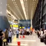 タンソンニャット国際空港第3ターミナル（T3 ）の雨漏り