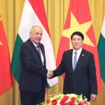 ベトナムのルオン・クオン国家主席氏とハンガリーのシュヨク・タマーシュ大統領