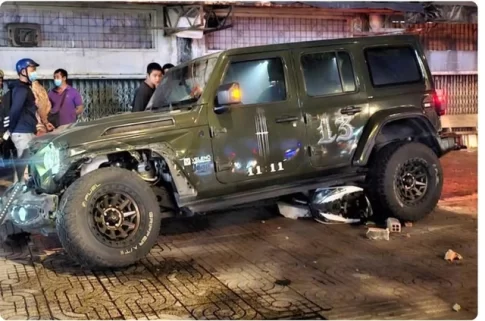 事故を起こした車両