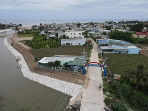 ニントゥアン原理職発電所建設予定地