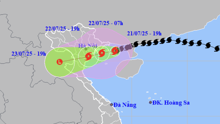台風ウィパーの進路予想図