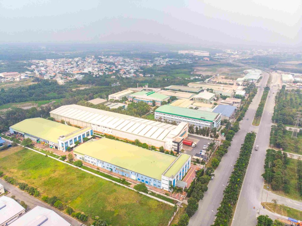 ヒップフック工業団地の工場