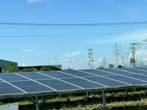 太陽光発電パネル