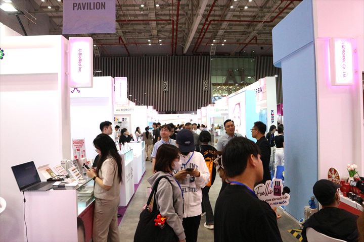 Vietbeauty & Cosmobeauté Vietnam 2025会場内の様子