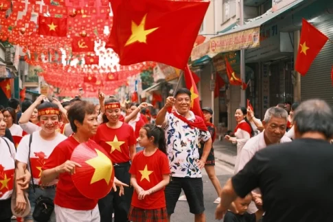 国慶節を祝うベトナム国民