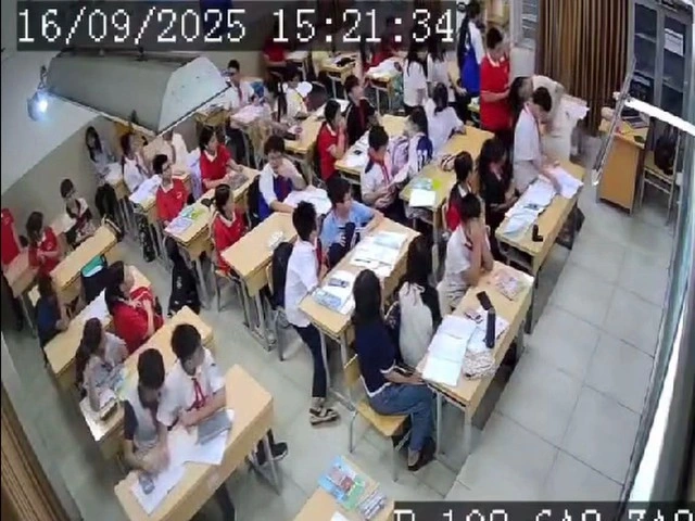 生徒が先生を暴行する様子