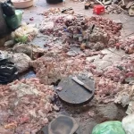 汚れた床の上で加工される豚脂