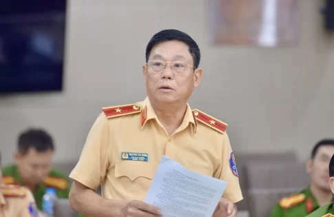 公安省交通警察局（CSGT）のグエン・バン・ムン少将