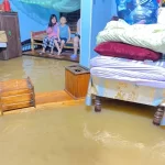 浸水したフエ市内の住宅