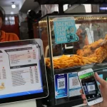 ベトナムでのQRコード決済の様子