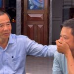 娘をなくし呆然とする父親