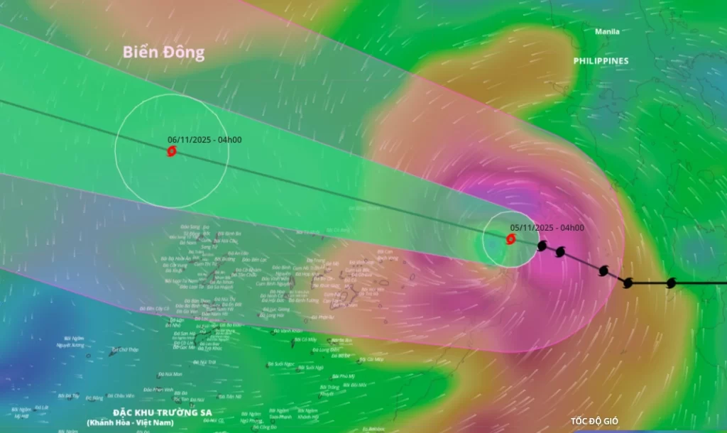 台風カルマエギの進路予想図