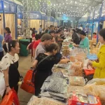 カマウ省カニフェスの様子