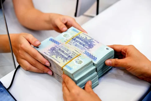 VNDの札束