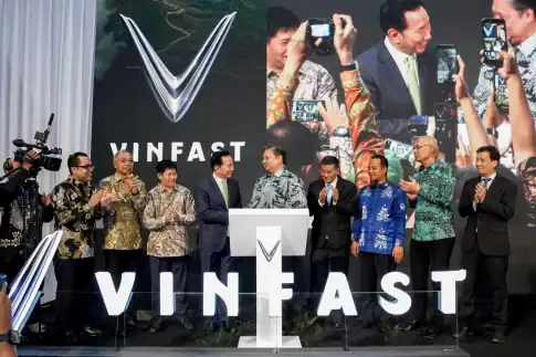 ビンファストのインドネシア工場開所式