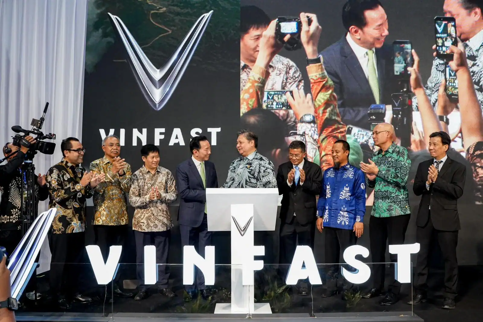 ビンファストのインドネシア工場開所式