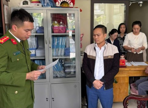 生徒への暴行・傷害容疑で逮捕されたハイハー社会福祉センター所長のグエン・バン・ハイ容疑者