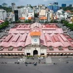 ホーチミン市中心部に位置し、観光名所でもあるベンタイン市場全景