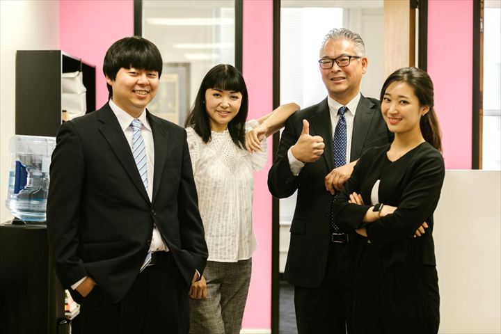 社内研修を実施する日系企業のイメージ