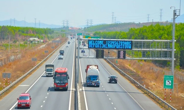 有料化される南北高速道路ザウザイ‐ファンティエット間