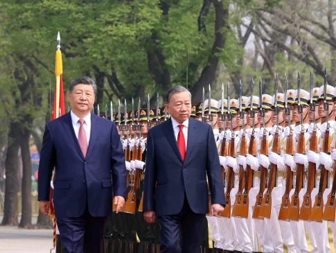 中国の習近平国家主席とベトナムのトー・ラム国家主席