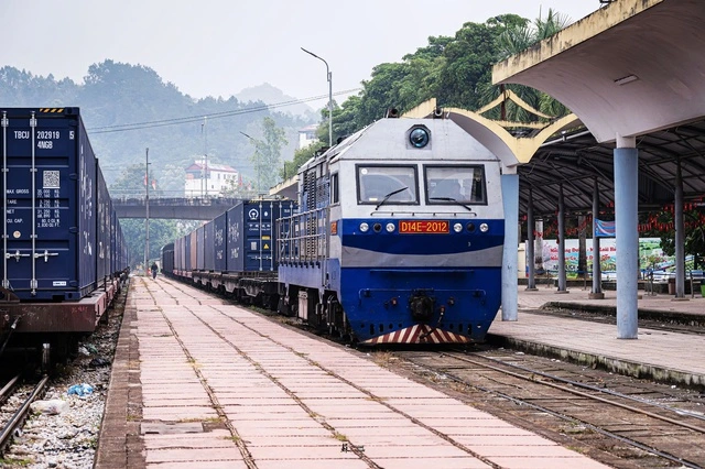 ベトナムと中国をつなぐ貨物列車