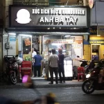 クリフォード・アレクサンダー・バントール氏がホーチミン市で営むドイツソーセージ店『アンバータイ」