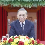 オーストラリアのアンソニー・アルバニージー首相と電話会談を行ったベトナムのトー・ラム国家主席