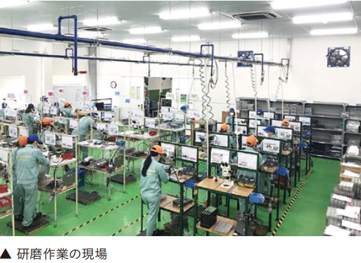 フジキンベトナム工場内の研磨作業の様子