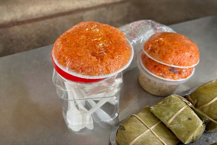 ベトナムの朝食の定番もち米のソイ