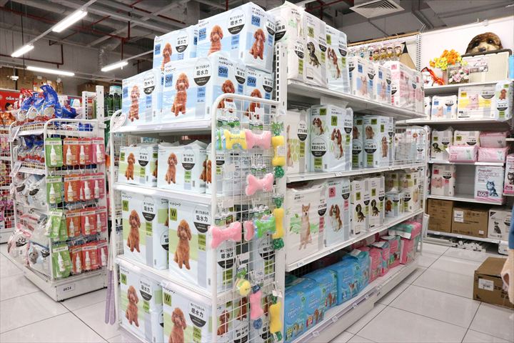 コーナンベトナムで販売されているペット用品