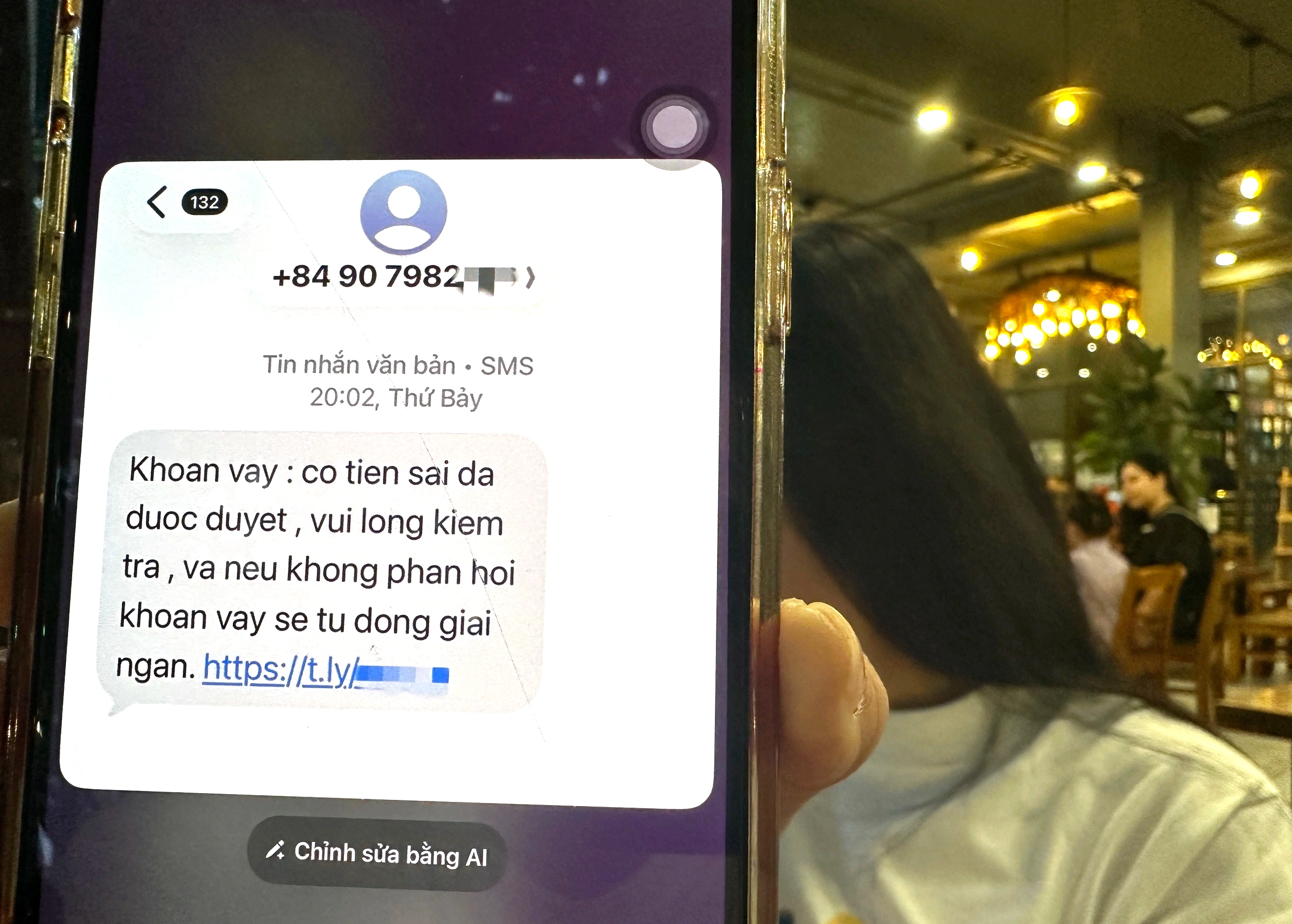 ローンが承認されたという詐欺メッセージ