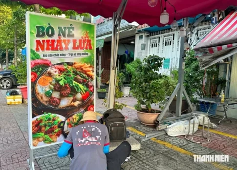 AI画像を使用した飲食店の看板が物議