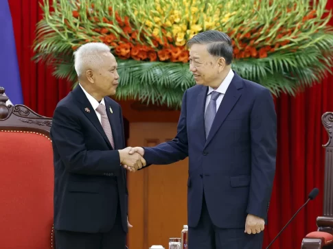 タイのソポン・ザラム国会議長とベトナムのトー・ラム書記長