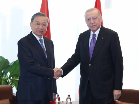ベトナムのトー・ラム書記長兼国家主席とトルコのエルドアン大統領
