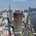ホーチミン市中心部のビル群
