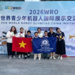 中国・南京市で開催された国際ロボット競技会「WRO China Open Invitational 2026」で優勝したホーチミン市の小学生