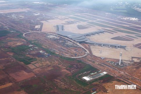 建設工事が進むベトナム南部のロンタイン国際空港