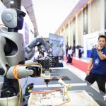 ベトナムの展示会で展示されたロボット