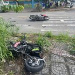 ベトナムで走行中に事故に遭った電動自転車
